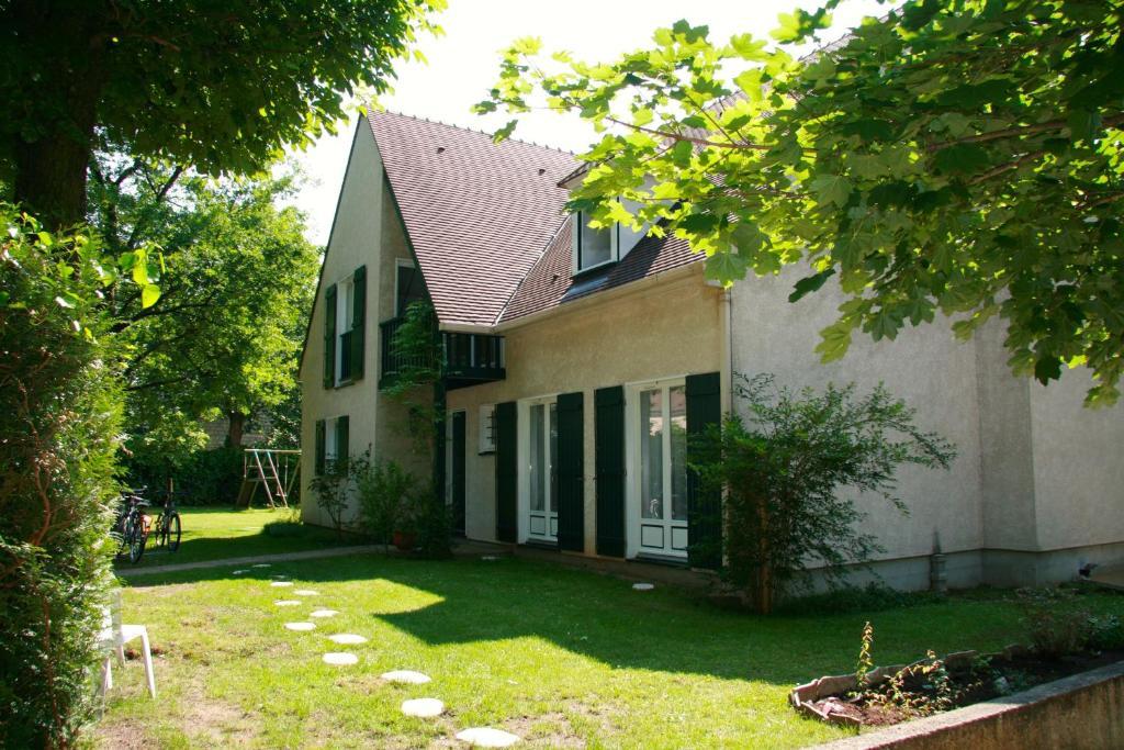Bed and Breakfast Les Hibiscus Maisons-Laffitte Exterior foto