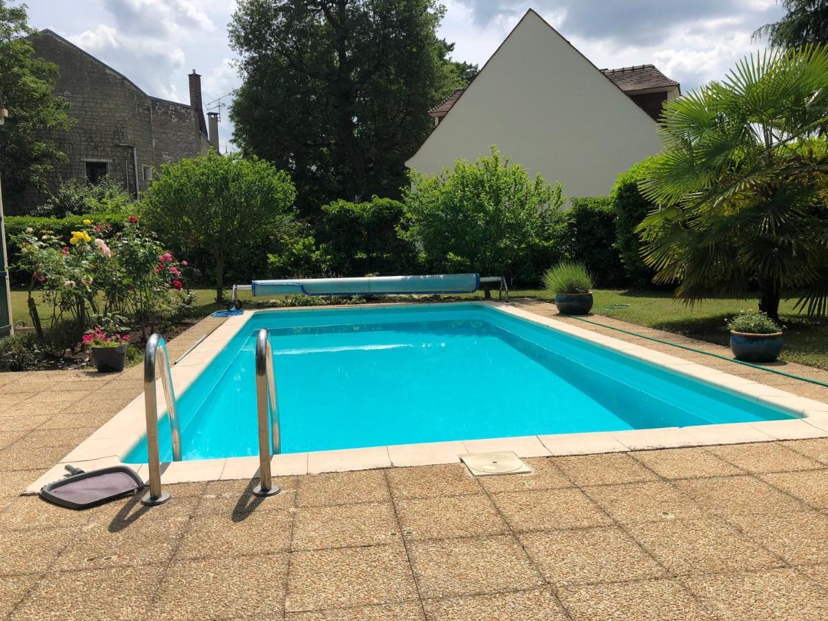 Bed and Breakfast Les Hibiscus Maisons-Laffitte Exterior foto
